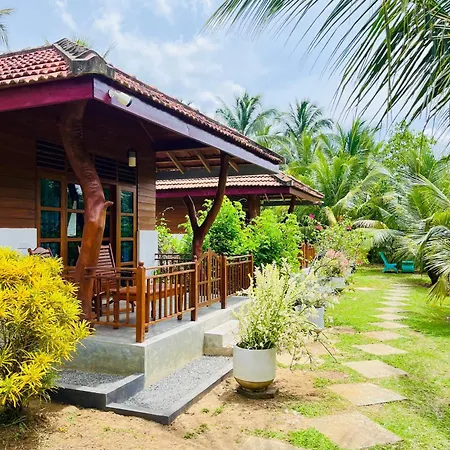 Hanguk Lanka Lagoon Villa Tangalle Exterior photo