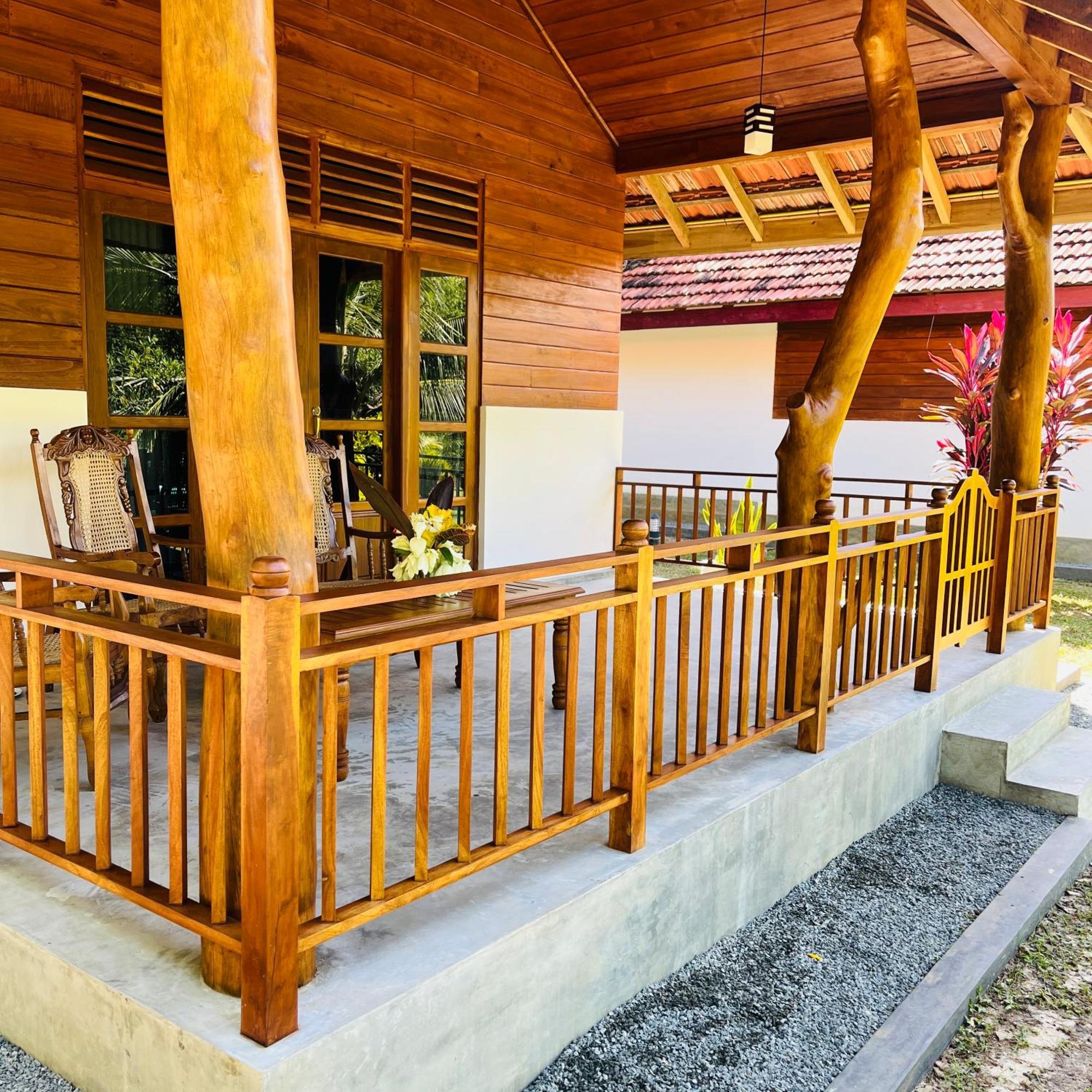 Hanguk Lanka Lagoon Villa *