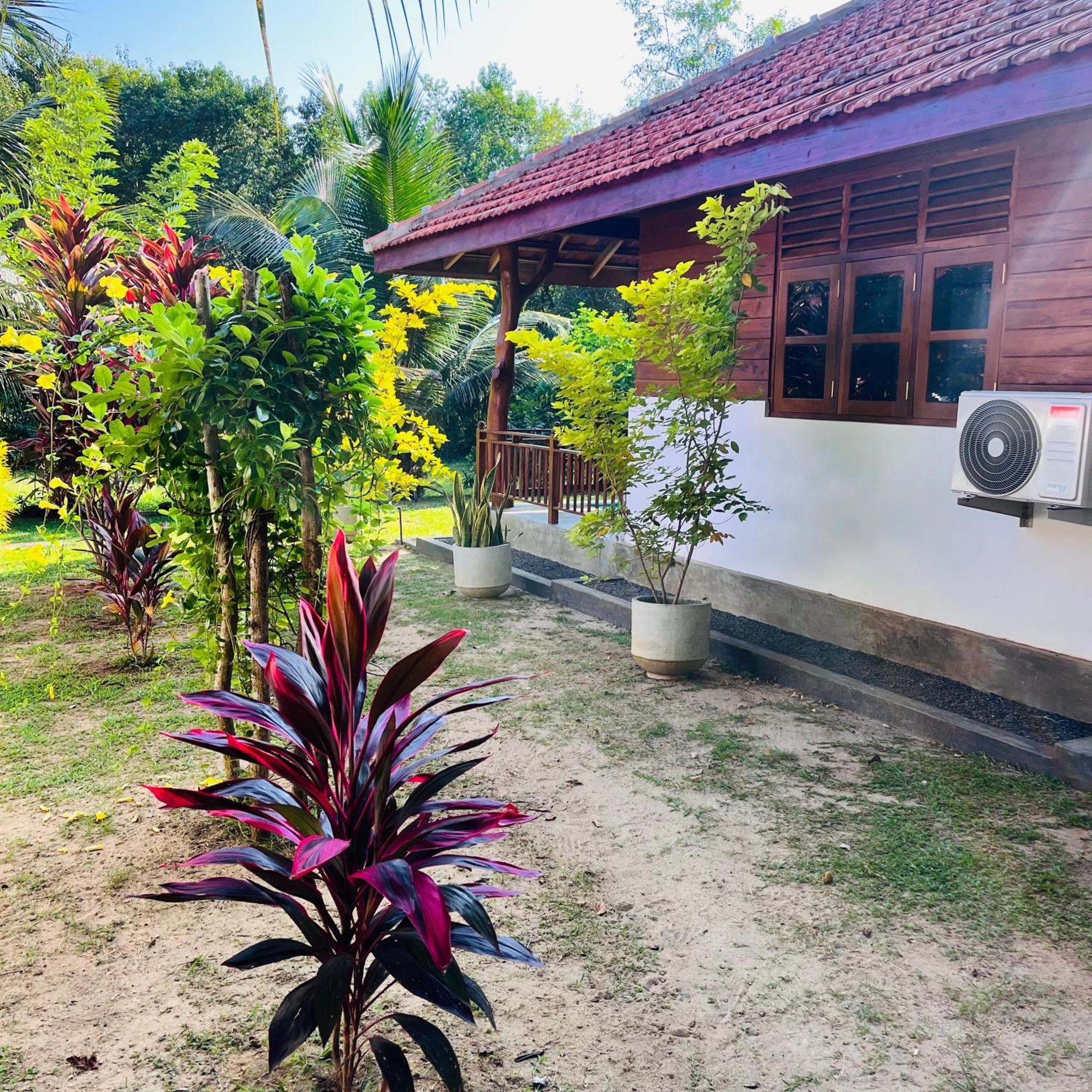 Hanguk Lanka Lagoon Villa *